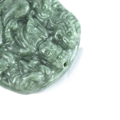 자이드 에메랄드 불멸의 보디사트바 드래곤 사슬 목걸이 장식품 지역적 특징을 가진 중국 전통 조각상