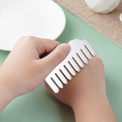 스테인레스 스틸 구아 샤 헤어 빗 심장 모양 머리 마사지 도구 머리 마사지 장비