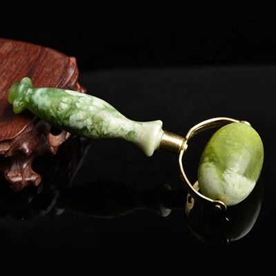 녹색 Xiuyan Jade 얼굴 롤러 Gua Sha 웰딩 금속 자이드 마사지 롤러 뷰티 도구 얼굴 마사저