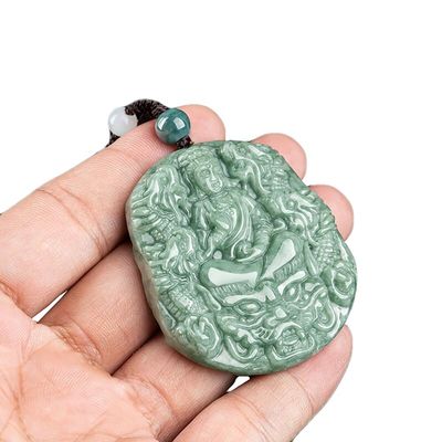 천연 자이드 조각 9 용 Guan Yin Pendant 목걸이 보석 컬렉션에 독특한 추가