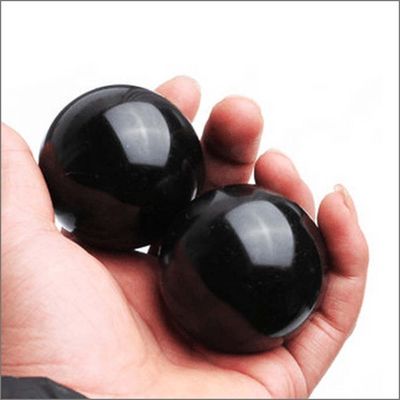 조각 50mm 자연 검은 비안 돌 손 공 마사지 부드러운 치유 크리스탈 구구 마사지 및 치유