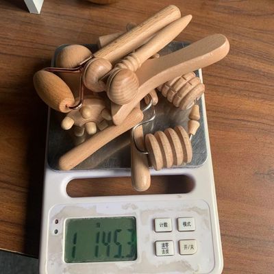 맞춤형 로고 사용 가능 벼룩 얼굴 미니 조각 도구 목재 치료 얼굴 마사지 롤러 세트 목재 얼굴 치료 키트