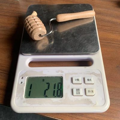 맞춤형 로고 사용 가능 벼룩 얼굴 미니 조각 도구 목재 치료 얼굴 마사지 롤러 세트 목재 얼굴 치료 키트