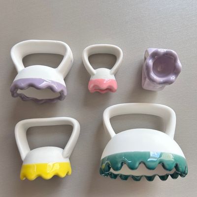 마사지 도구 다채로운 두피 마사지 세라믹 구아 샤 빗 Guasha 브러쉬 몸 목 얼굴 피부 관리 스파 얼굴 리프팅