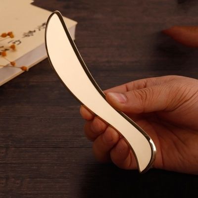 몸 마사지 구아샤 도구 키트 청동 판 스크래핑 마사지 목 등 및 다리에 대한 구덩이 모양 보드