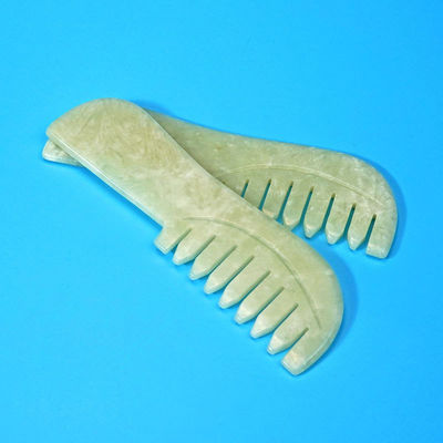 공급 녹색 스크래핑 자이드 구아샤 돌 얼굴 머리카락 마사지 구아샤 Comb 도구 Xiuyu Comb 사용자 지정 로고와 함께