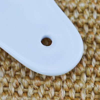 2024 심장 모양 미니 세라믹 구아 샤 마사지 도구 얼굴 리프팅 및 주름 감소 사용자 지정 로고 사용 가능
