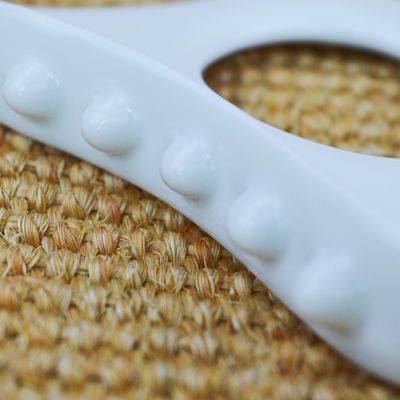 전문 품질 세라믹 구아 샤 스크래핑 마사지 도구 V 얼굴 리프팅 및 림프 배수