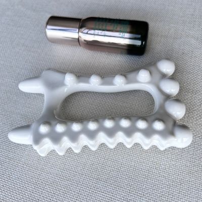 맞춤형 로고 가용자 손수용 세라믹 구아샤 마사지 도구 자체 피부 관리 건강 관리 제품