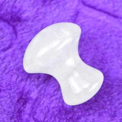 맑은 쿼츠 구아 샤 얼굴 살림 및 스크래핑 마사지 전체 몸 덮개 41 * 35mm 자연 버섯 돌 모양