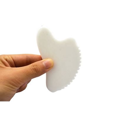OEM 개인 레이블 백색 자이드 구아샤 수작업 치유 돌 구아샤 긁는 얼굴 마사지 도구 붓기 감소