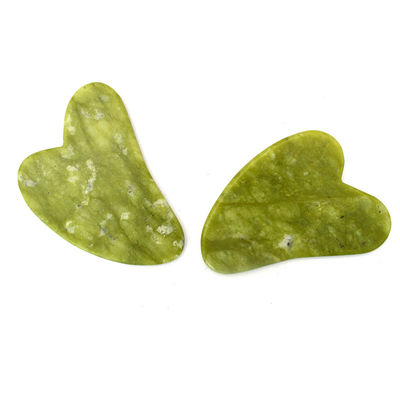 녹색 7.6cm*5.5cm*0.2cm Xiuyan Jade 심장 모양 얼굴 Jade Guasha 마사지 보드