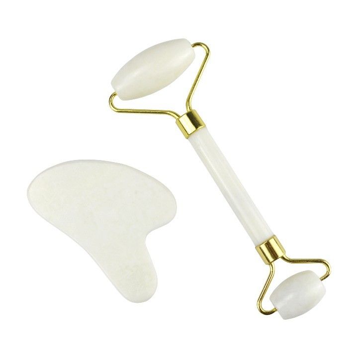 천연 자이드 스톤 구아샤 보드 (Natural Jade Stone Guasha Board) 가 구아샤 스크래핑 마사지 (Gua Sha Scraping Massage on Face) 의 맞춤식 로고가 있습니다.
